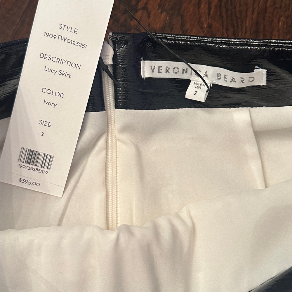 Veronica Beard White Tweed and Black Leather Mini Skirt - Picture 2 of 7
